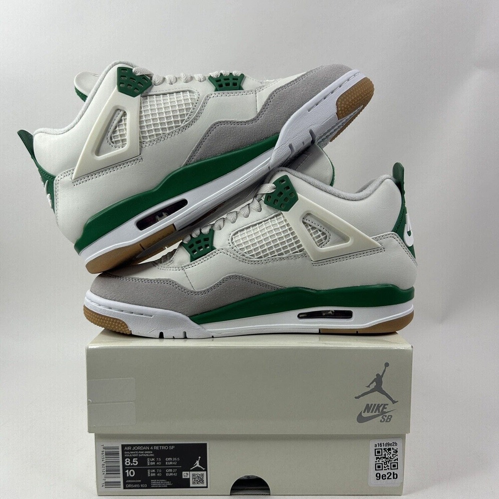 Nike Shoes Air Jordan 4 Retro SP x Nike SB “Pine Green” 2024 - Picture 3 of 5